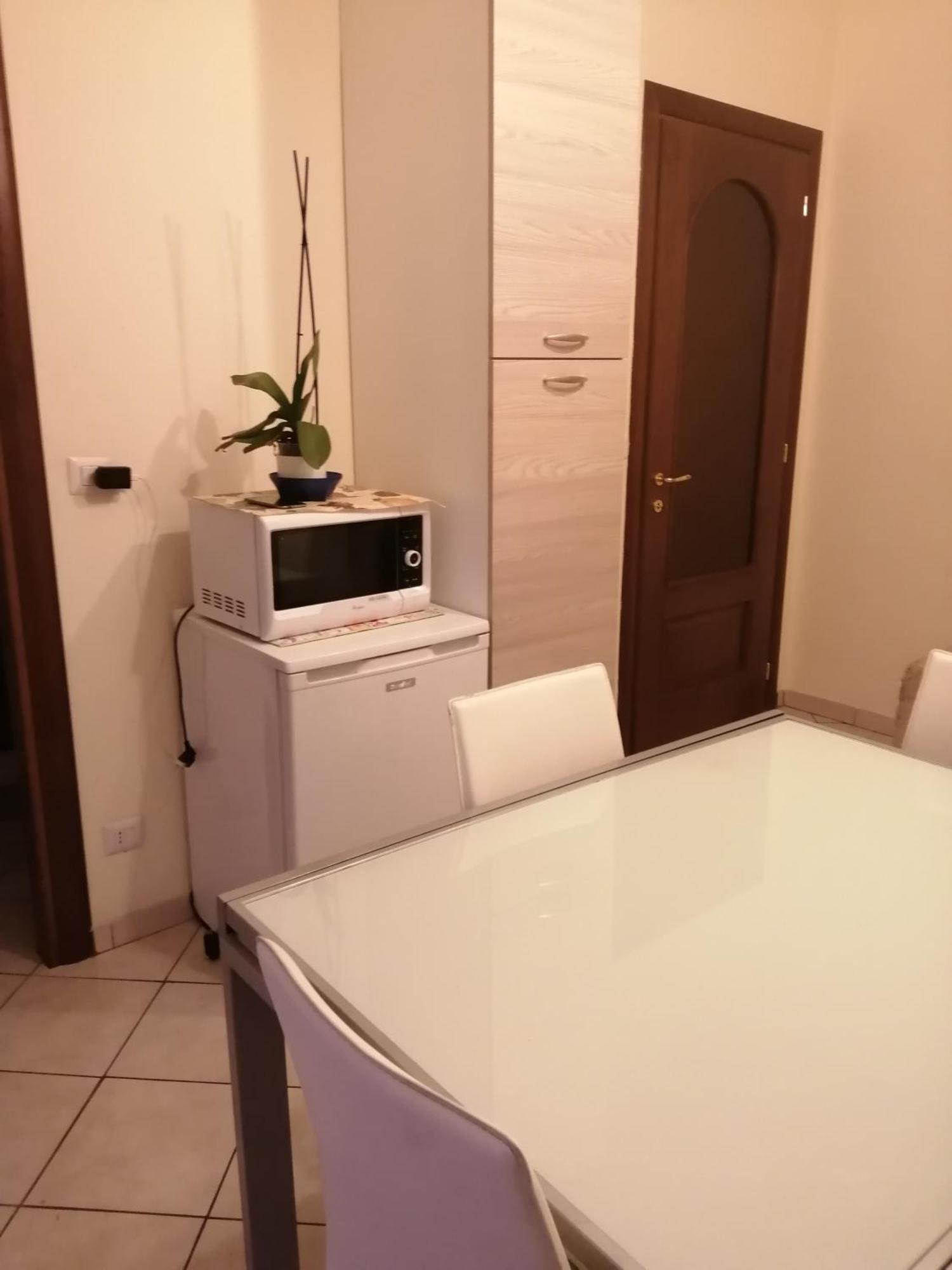 Apartament La Casa Di Fiore Asti Zewnętrze zdjęcie
